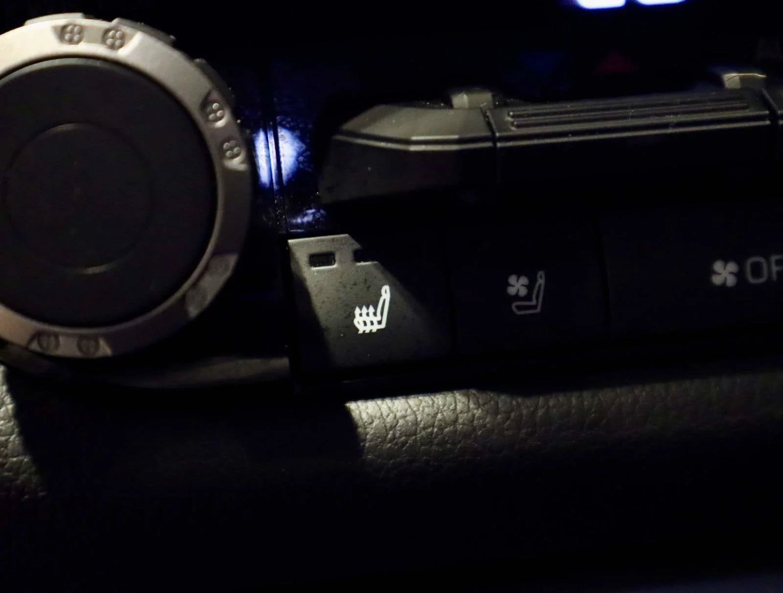 Used 2024 Blueprint Toyota Limited image 33