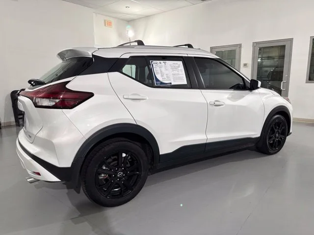 Used 2023 White Nissan SV image 12