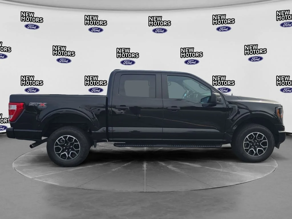 Used 2023 Black Metallic Ford XL image 14