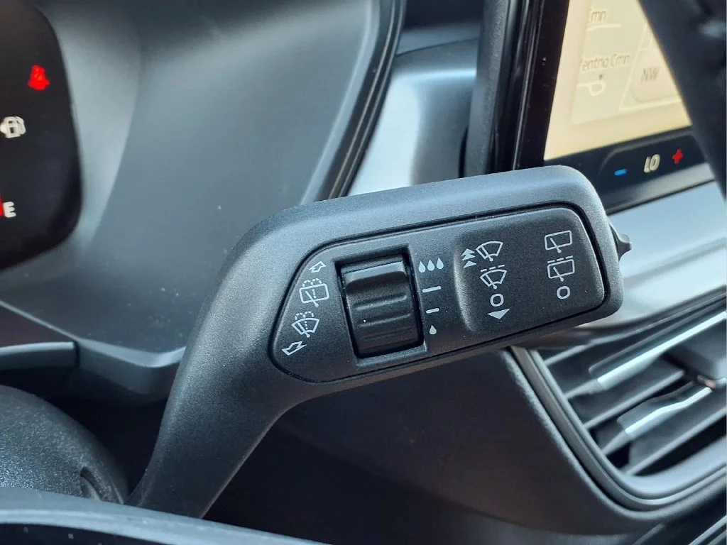 Used 2023 White Ford Active image 16