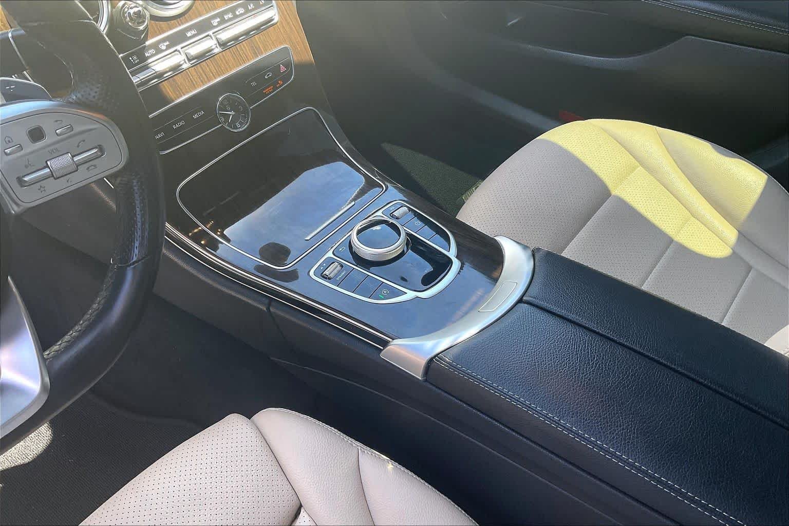 Used 2019 Polar White Mercedes-Benz C 300 image 15