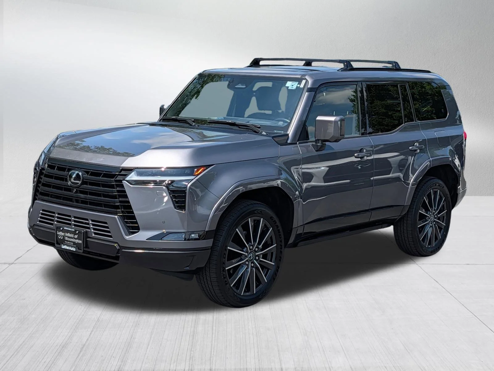 Used 2024 Nebula Gray Pearl Lexus GX 550 Luxury+ image 3