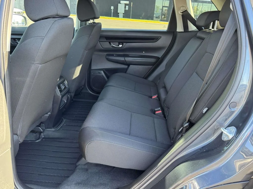 2026 Honda CR-V LX - Photo 15