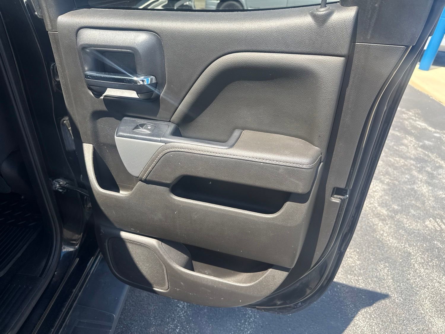 Used 2017 Black Chevrolet LT image 17