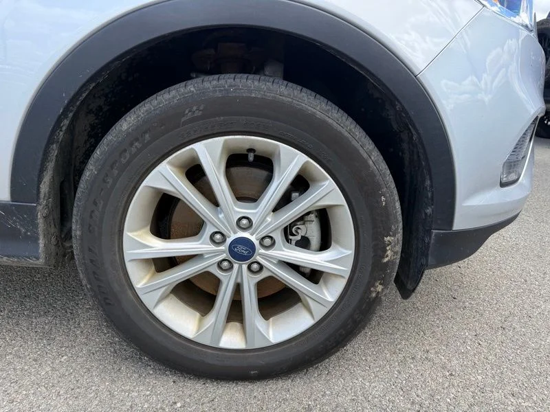 Used 2018 Silver Ford SE image 14