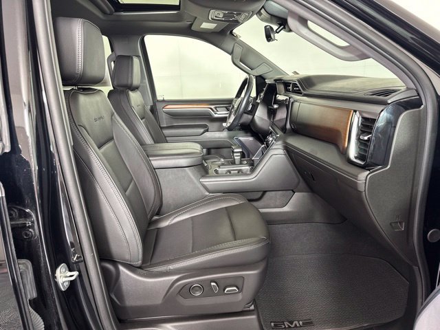 Used 2024 Black GMC Denali image 4