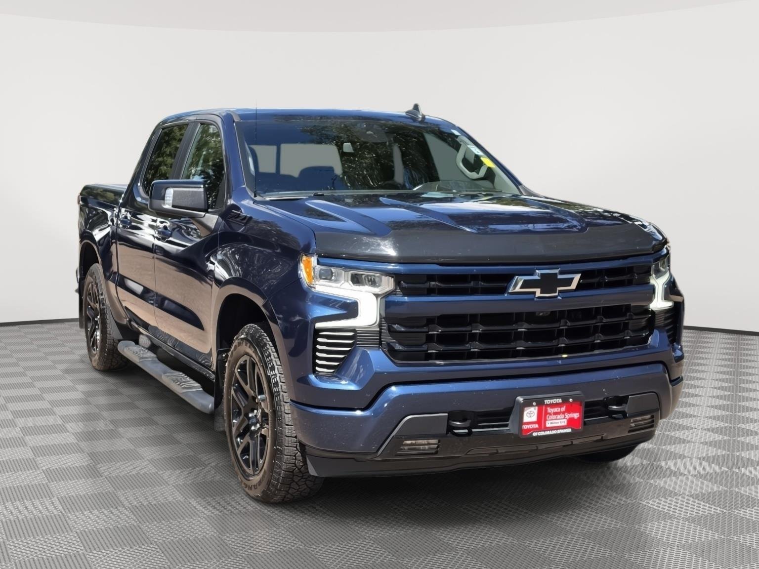 Used 2023 Northsky Blue Metallic Chevrolet RST image 1