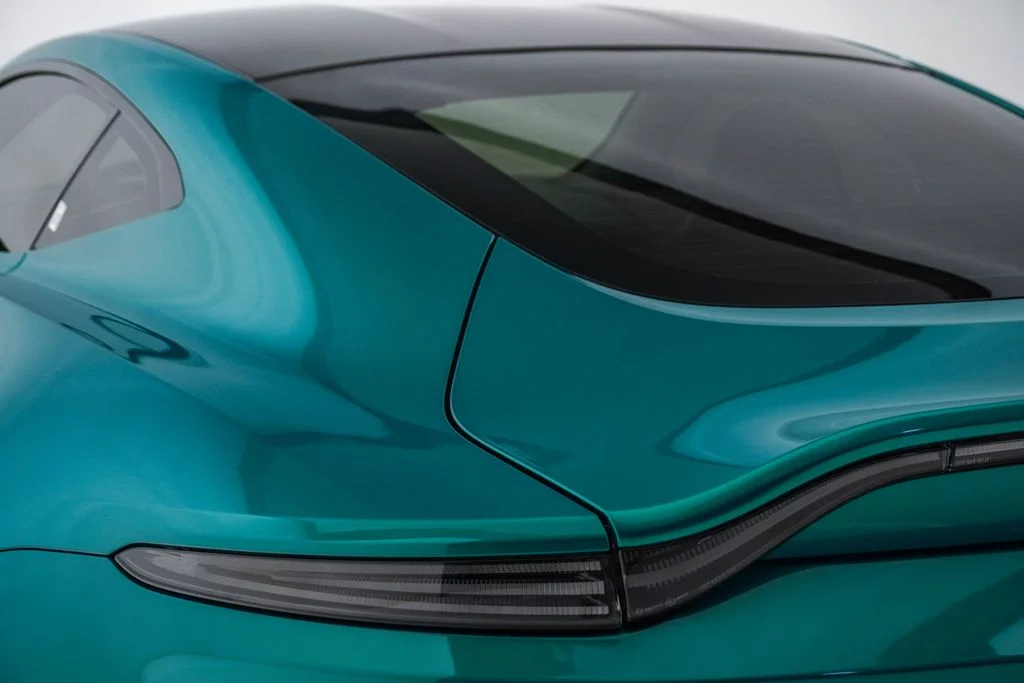 Used 2025 Podium Green Aston Martin Coupe image 13
