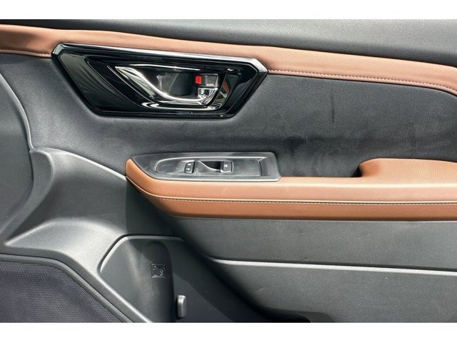 New 2026 ICE SILVER METALLIC Subaru Touring Hybrid image 25