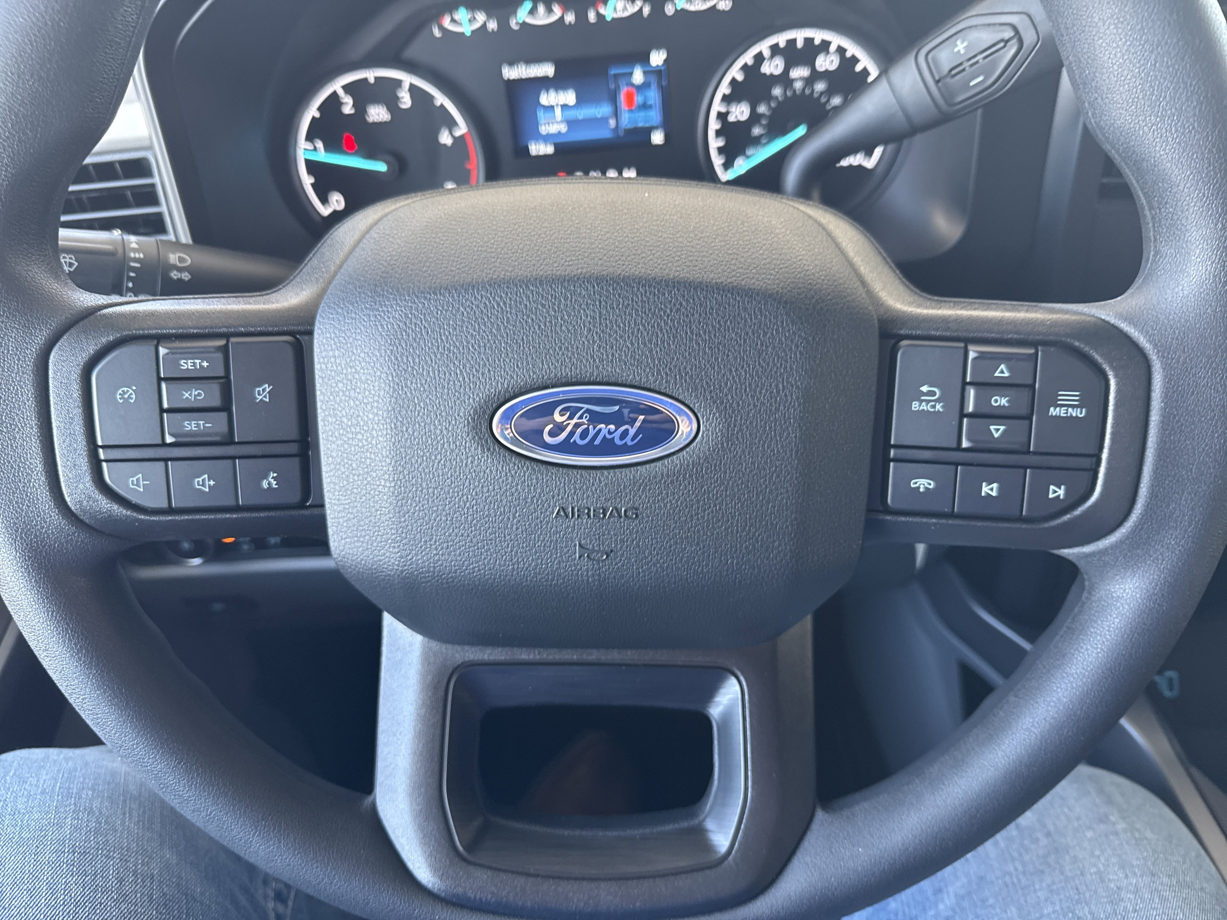 2026 Ford F-350 Super Duty XLT - Photo 30