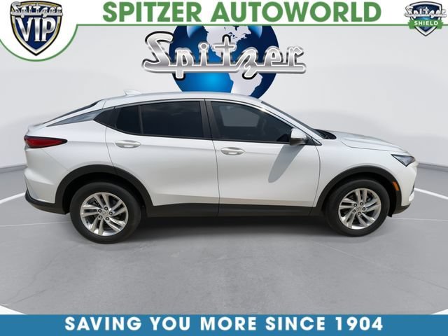 New 2026 Summit White Buick Preferred image 10