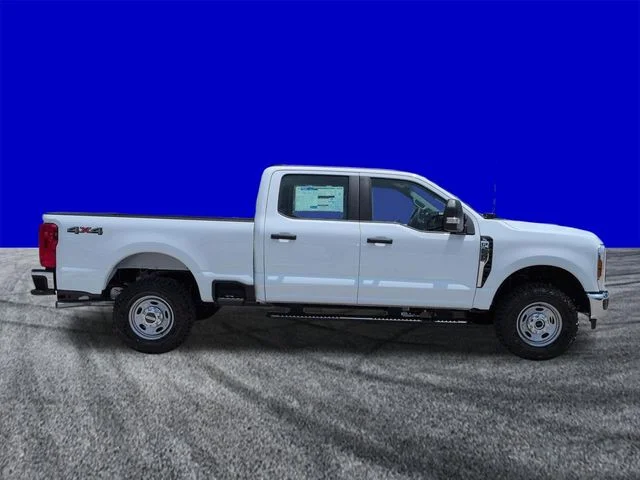 New 2026 Oxford White Ford F-250® XL image 3