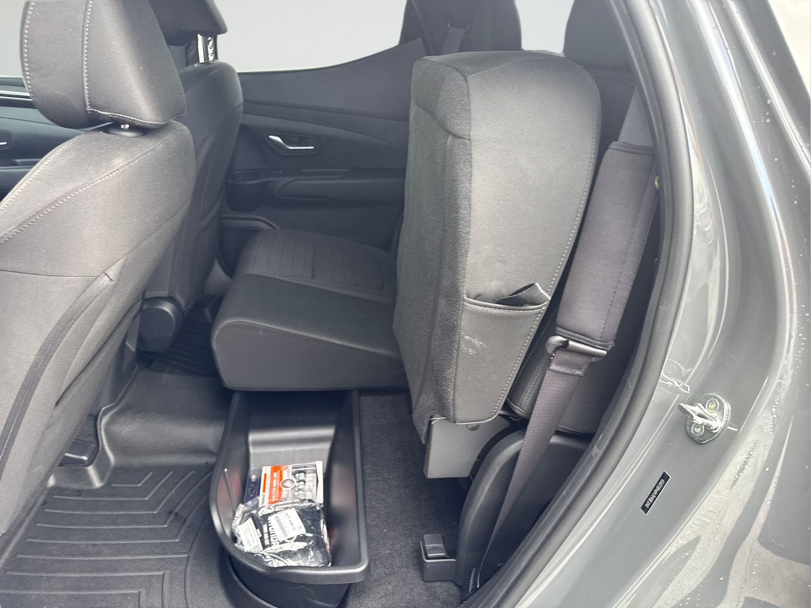 Used 2023 Gray Hyundai SEL image 40
