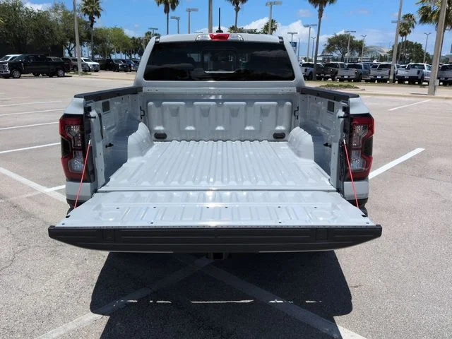New 2026 Avalanche Ford XLT image 13