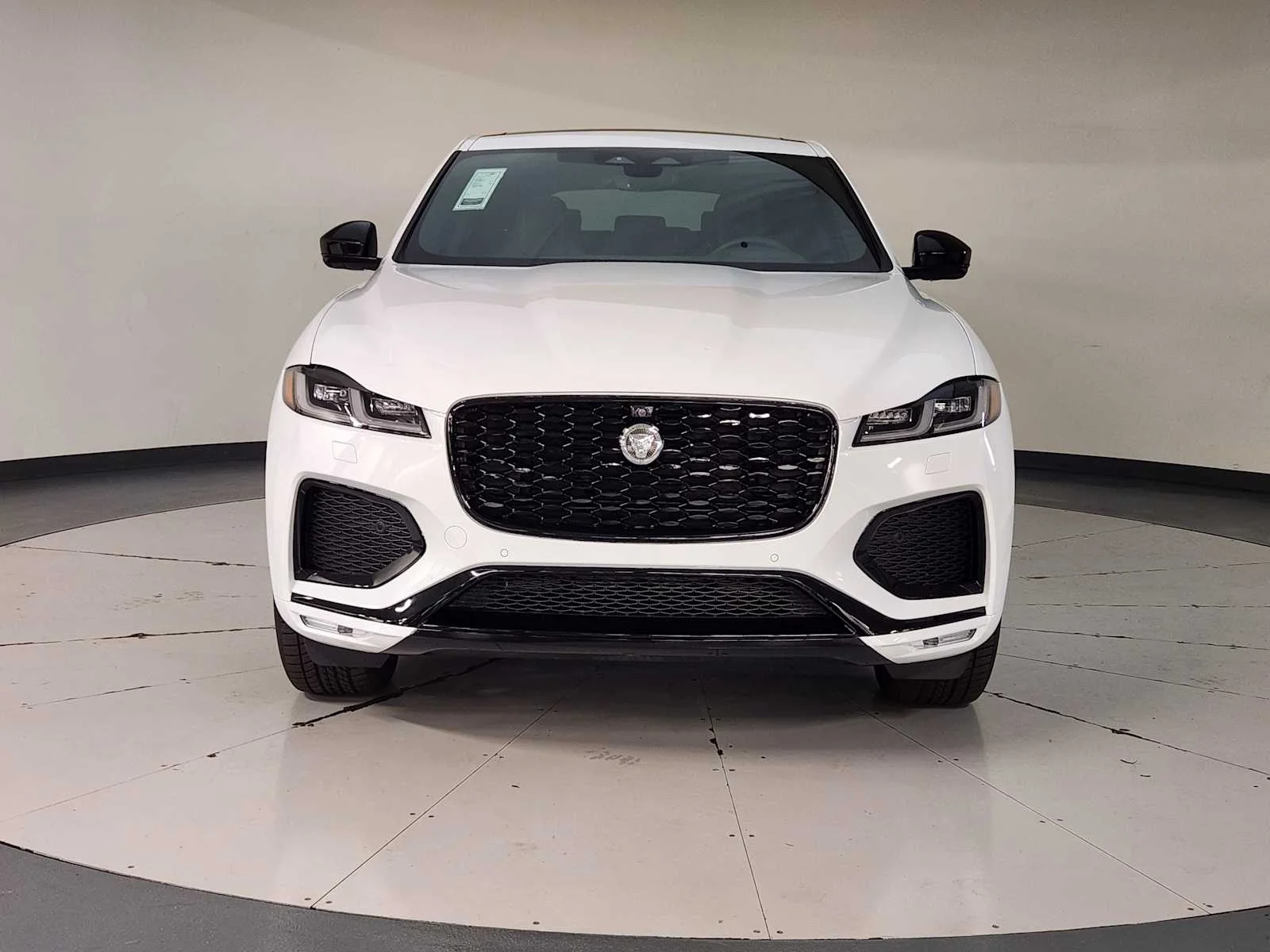 New 2026 Fuji White Jaguar R-Dynamic S image 13