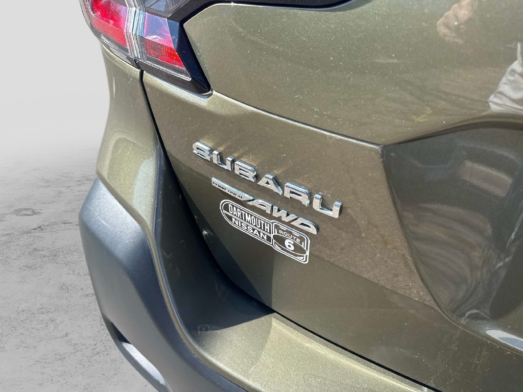 Used 2025 Green Subaru Premium image 5