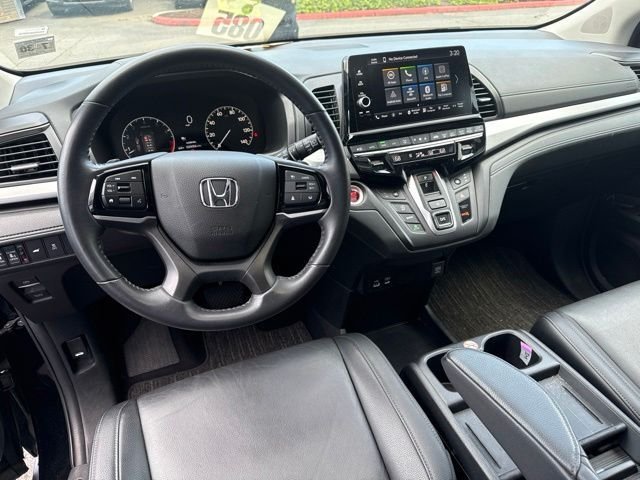 Used 2025 Crystal Black Pearl Honda EX-L image 6