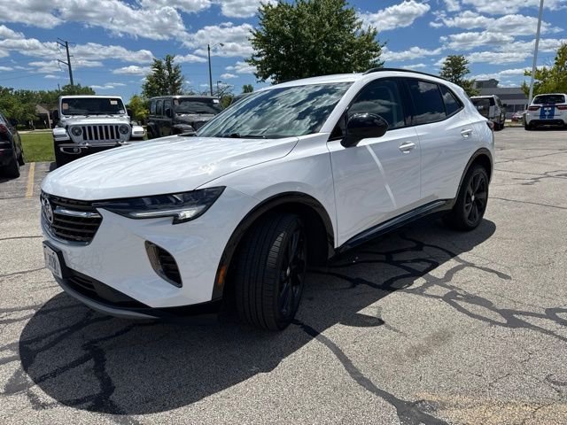 Used 2021 White Buick Preferred image 4