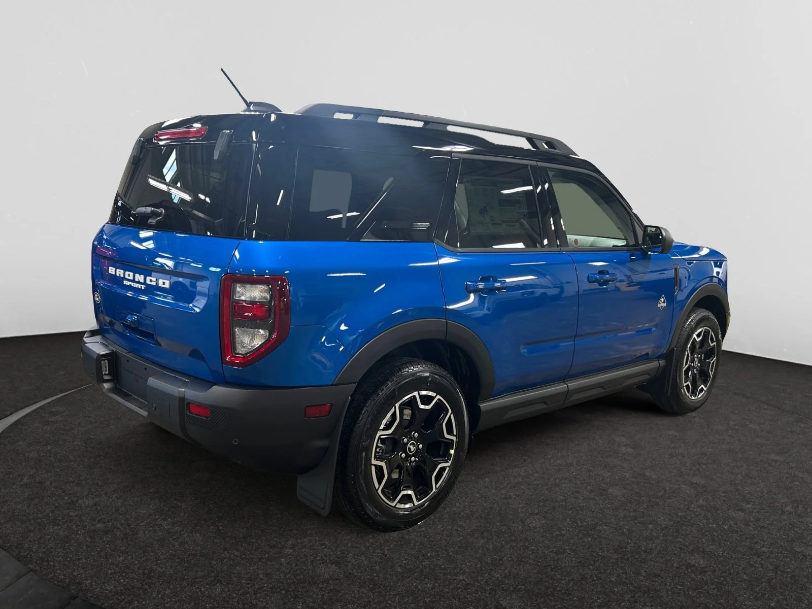 New 2026 Velocity Blue Metallic Ford Outer Banks image 5