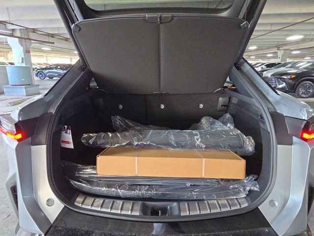 New 2026 Iridium Lexus PREMIUM image 24