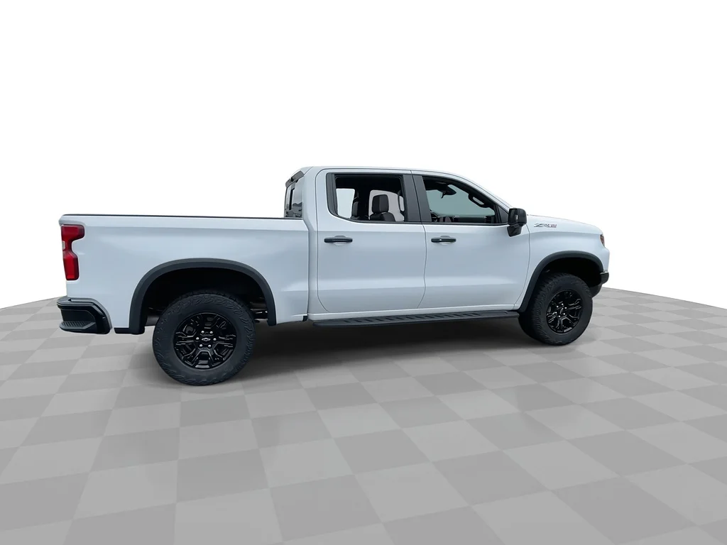 Used 2022 Summit White Chevrolet ZR2 image 2