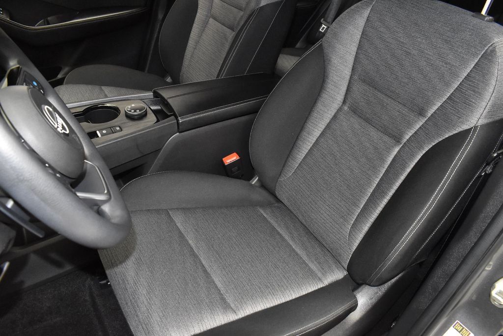 Used 2023 Gray Nissan SV image 13
