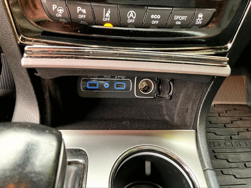 Used 2020 Blue Jeep Limited X image 12