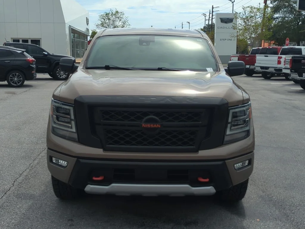 Used 2022 Beige Nissan PRO-4X image 9