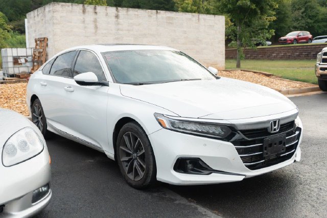 Used 2021 White Honda EX-L image 3