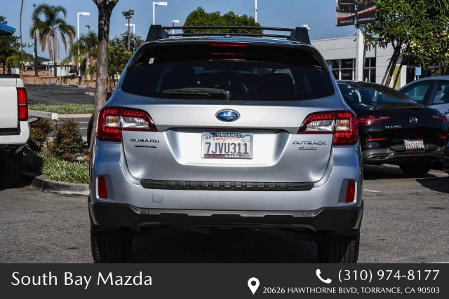 Used 2015 Silver Subaru 2.5i Premium image 7