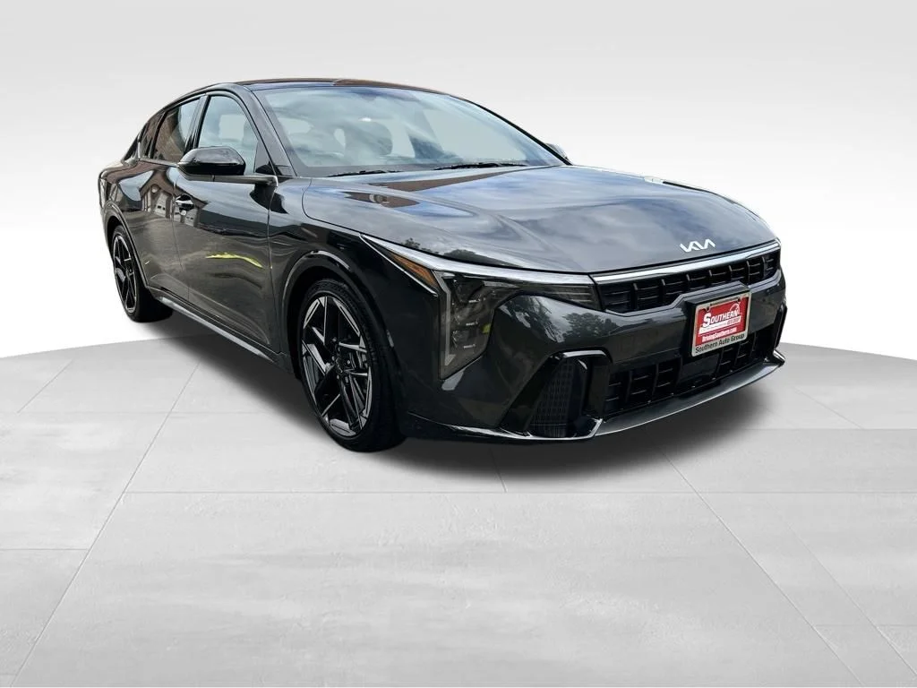 Used 2025 Gray Kia GT-Line image 8