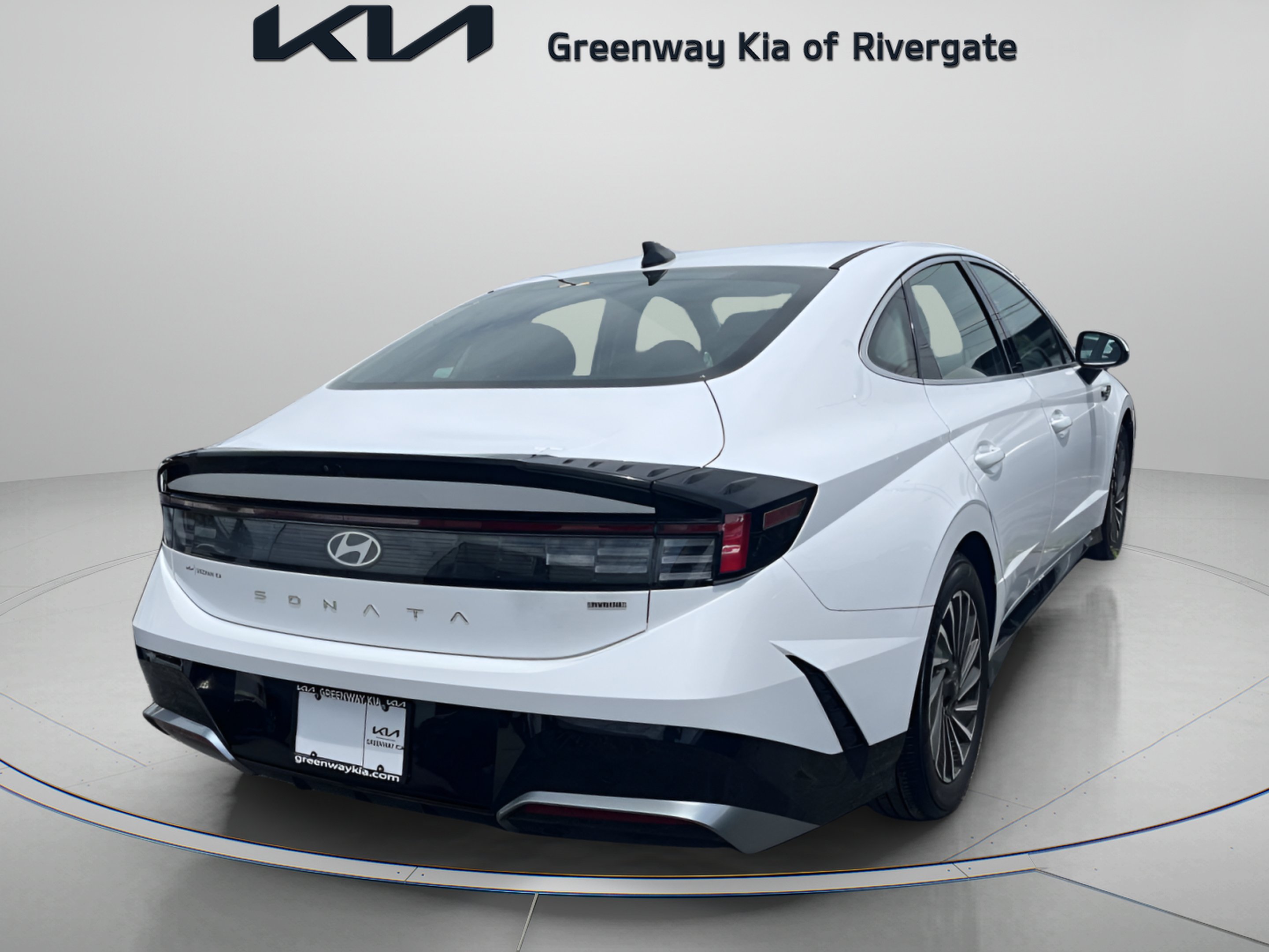 Used 2025 Serenity White Hyundai SEL image 7