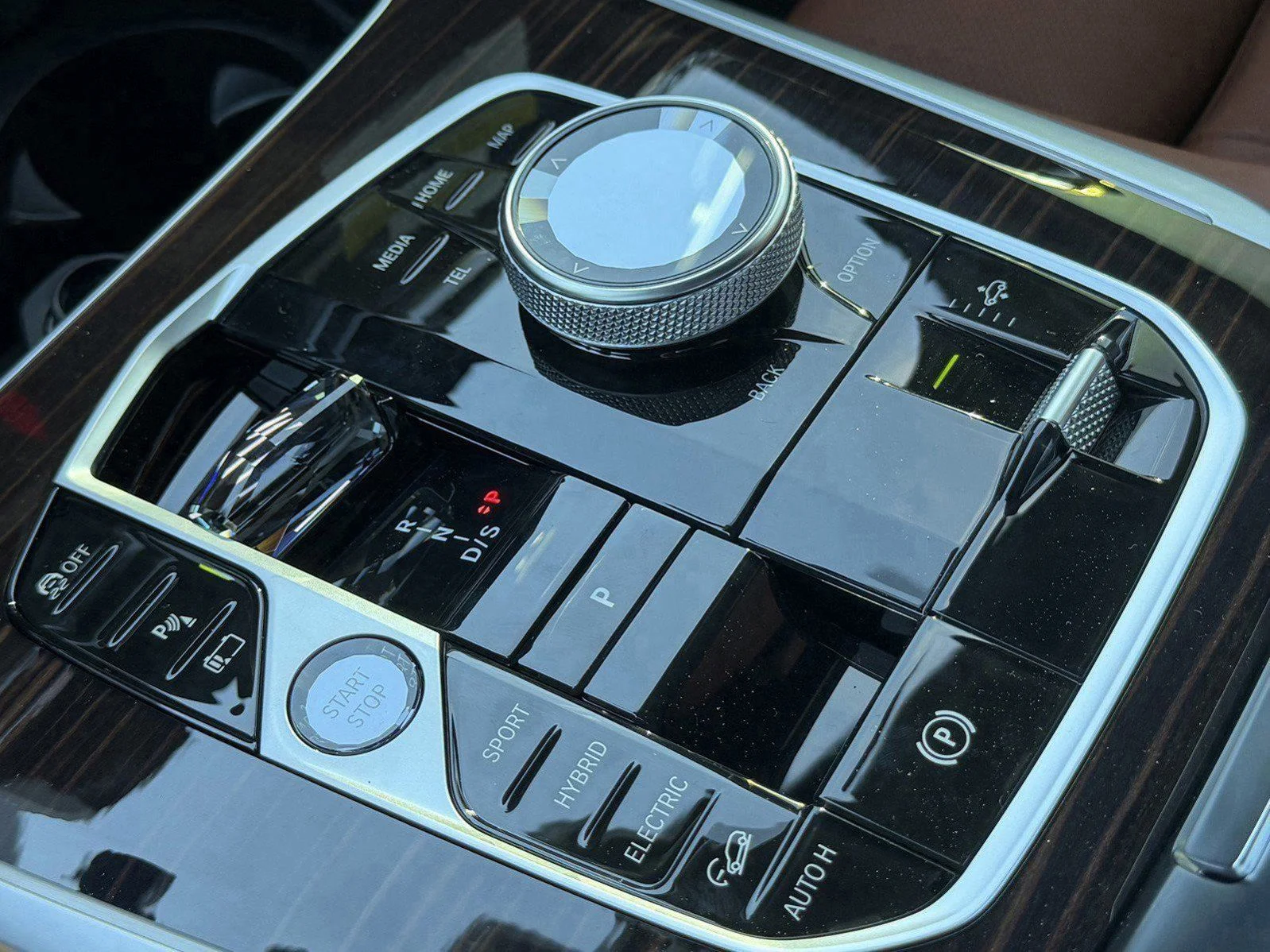 2026 BMW 3 Series 330i - Photo 35