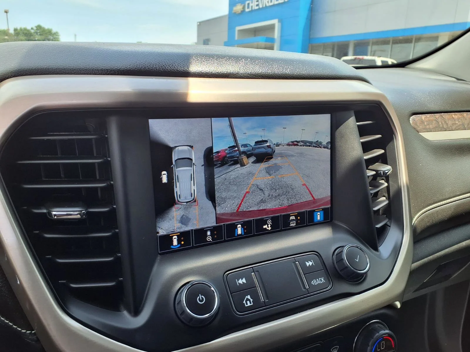 Used 2023 Volcanic Red Tintcoat GMC Denali image 5