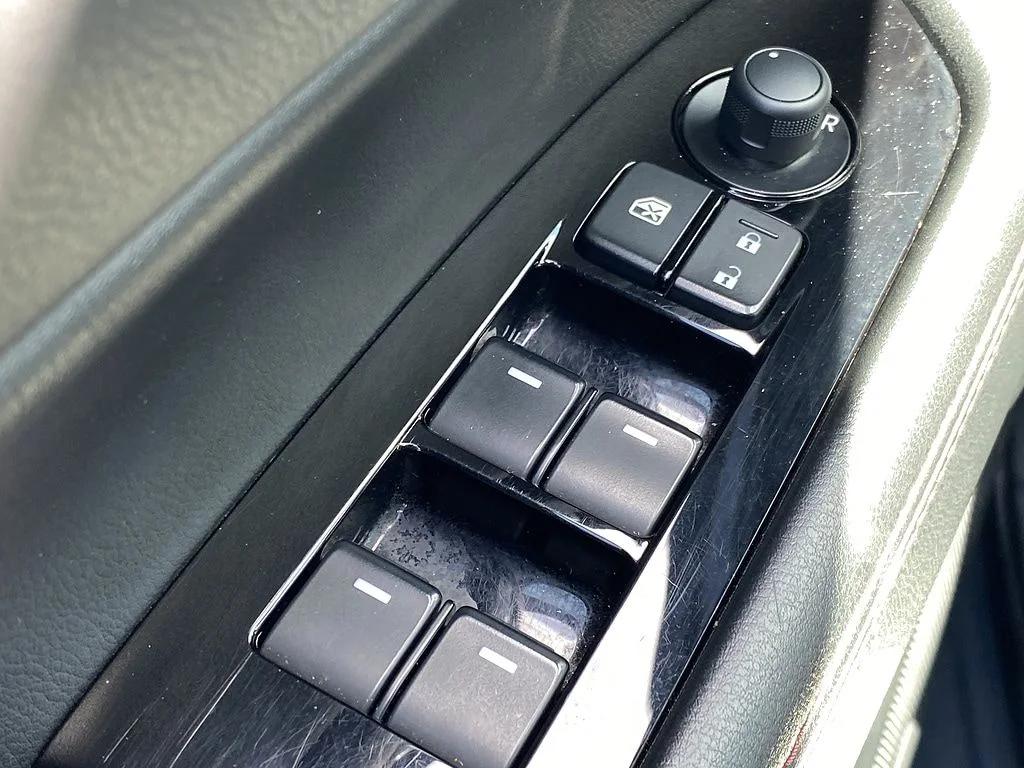 Used 2024 Gray Mazda 2.5 S Carbon Edition image 11