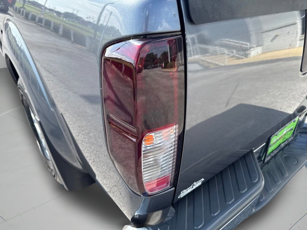 Used 2018 Gun Metallic Nissan SV image 31