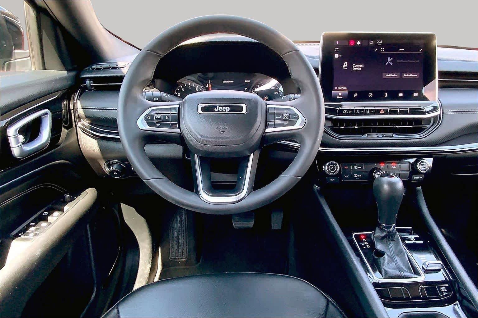 Pre-Owned 2023 Jeep Compass Altitude