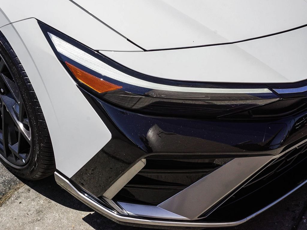 Used 2025 White Hyundai N Line image 10