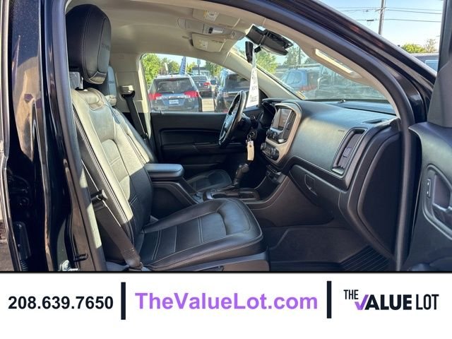 Used 2019  GMC Denali image 13