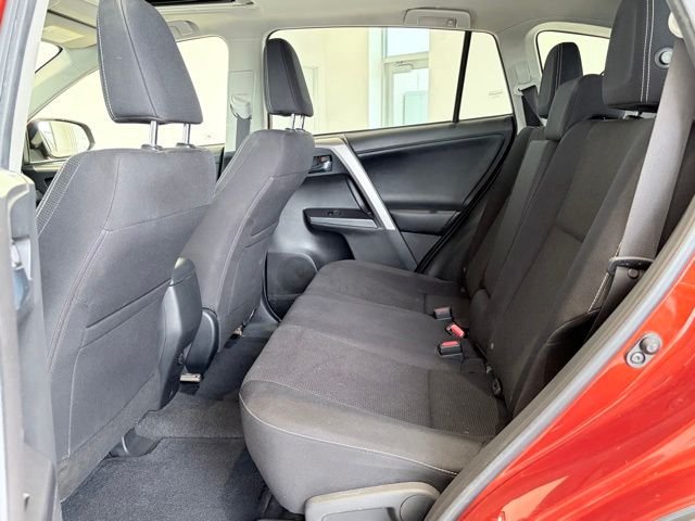Used 2016 Red Toyota XLE image 13