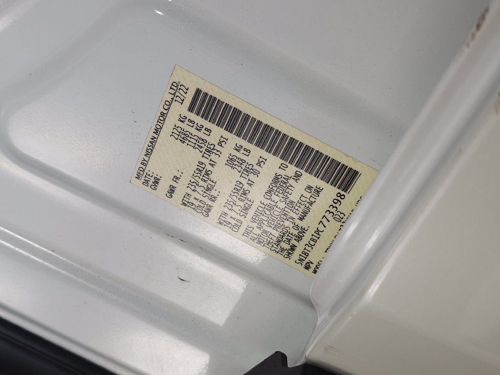 Used 2023 White Nissan SL image 33