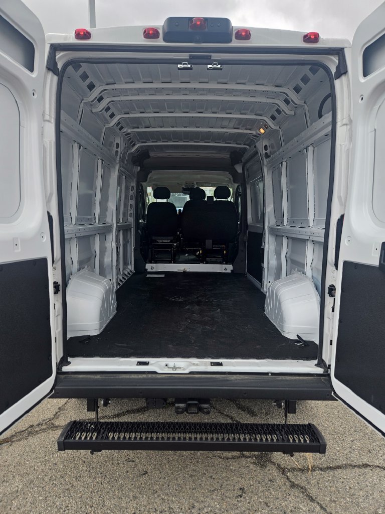 Used 2025 White Ram High Roof image 4