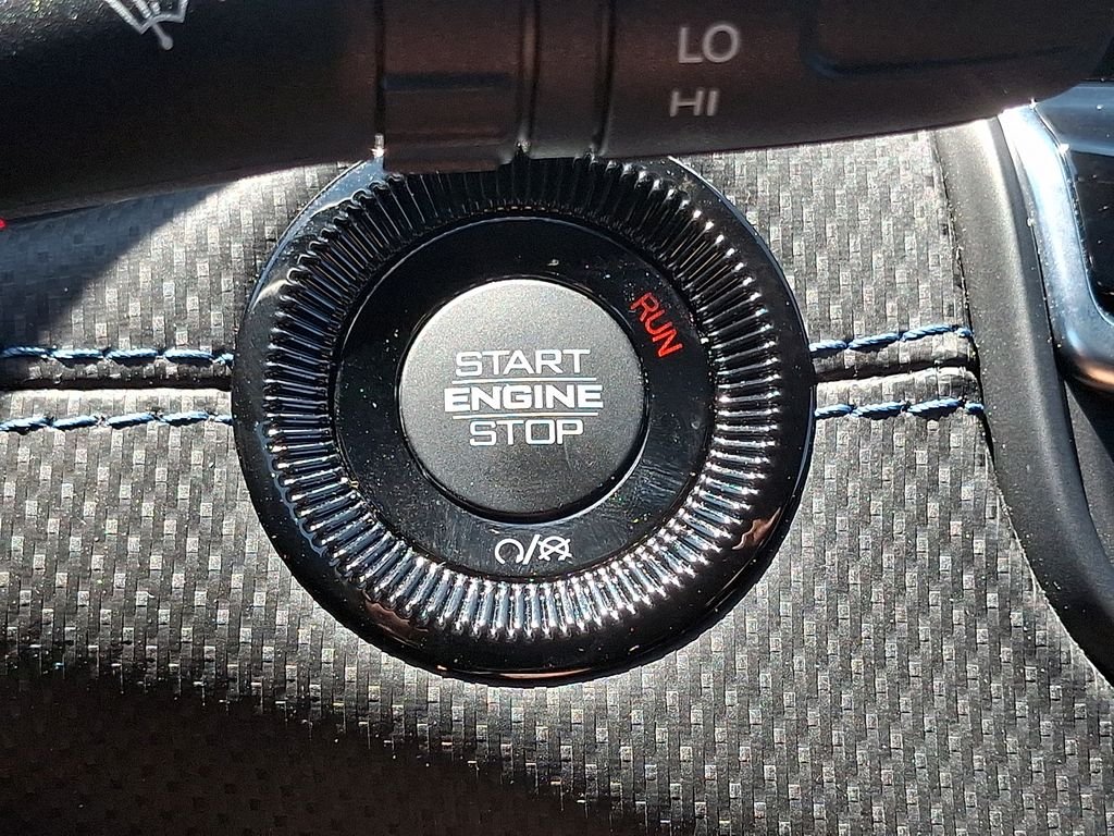 Used 2026 White Jeep Latitude image 23