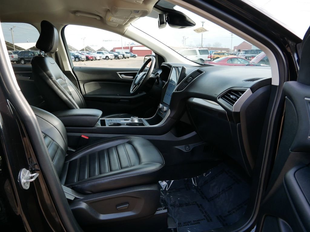 Certified Used 2024 Black Ford SEL image 8