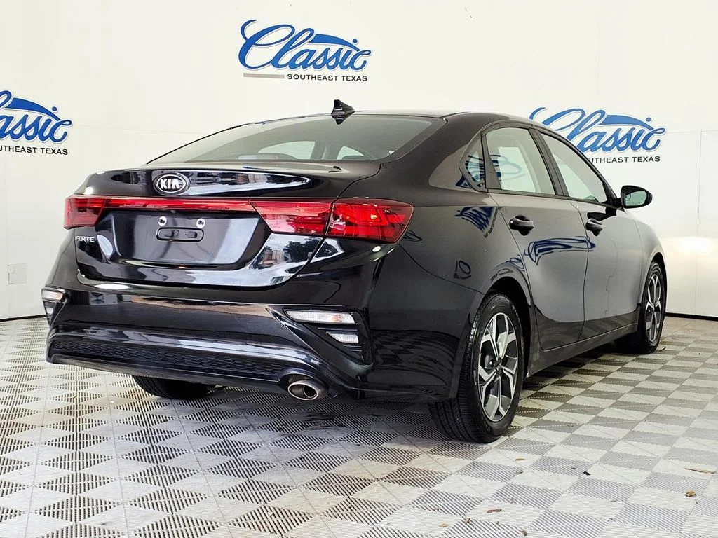 Certified Used 2021 Black Kia LXS image 6