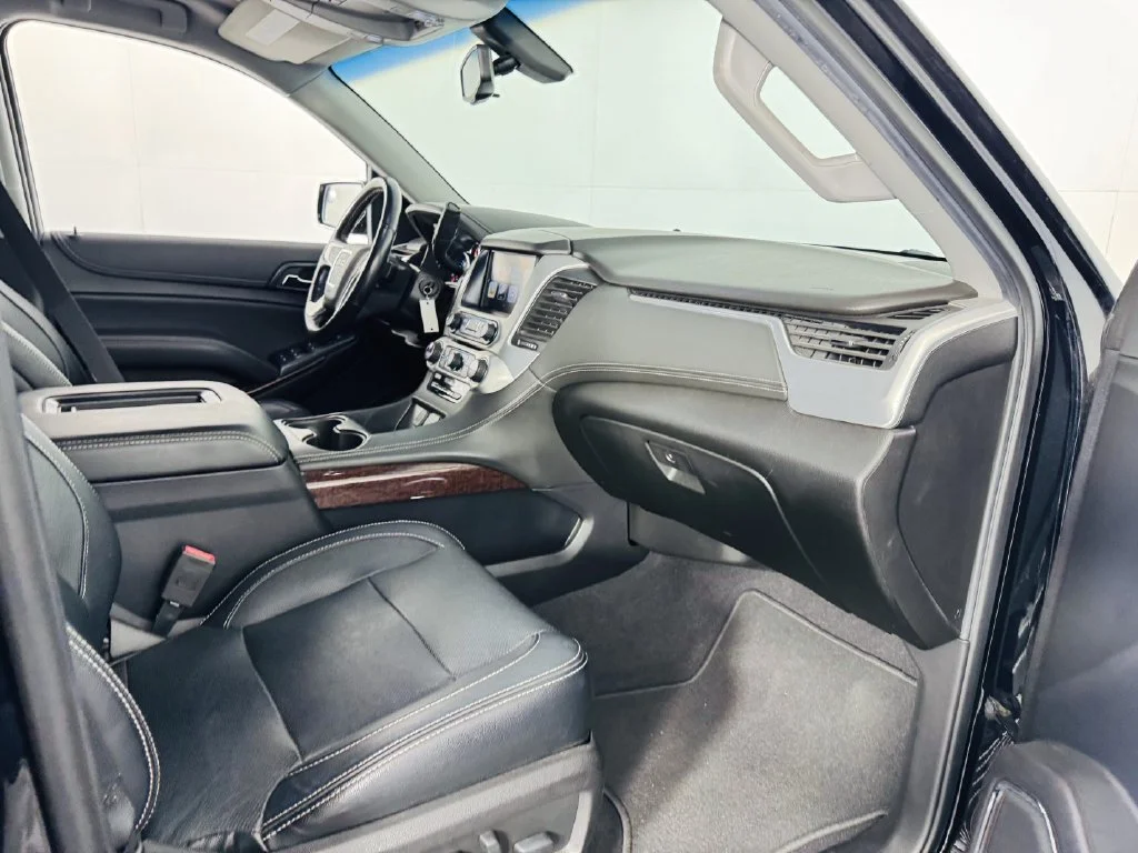 Used 2019 Black GMC SLE image 26