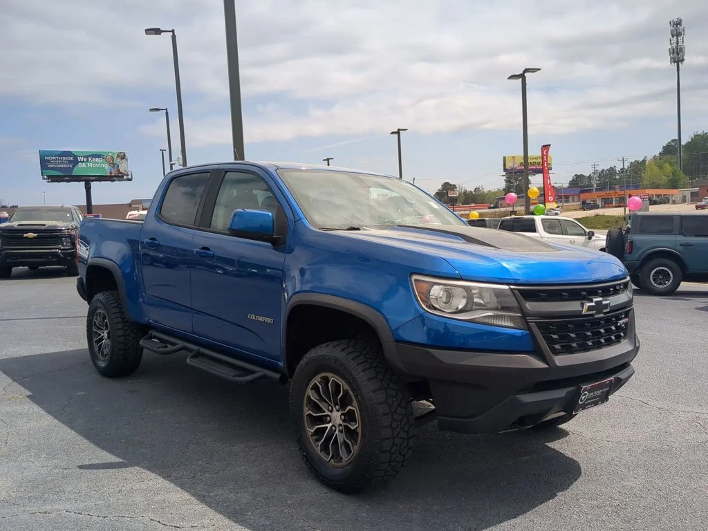Used 2019 Kinetic Blue Metallic Chevrolet 4WD ZR2 image 3
