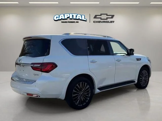 Used 2023 White INFINITI PREMIUM SELECT AWD image 5