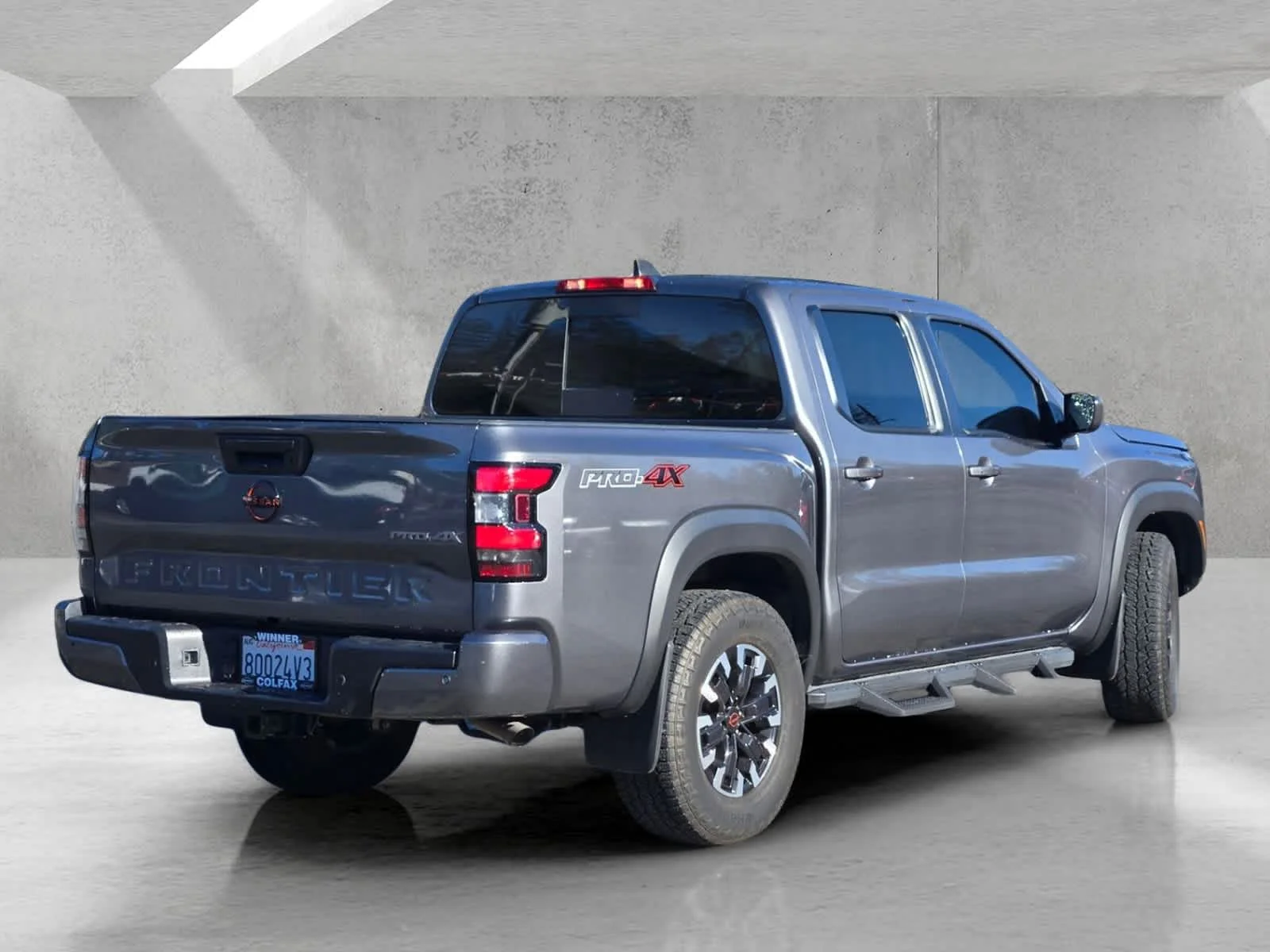 Used 2023  Nissan PRO-4X image 4