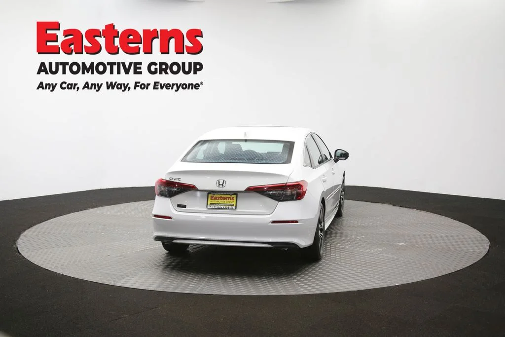 Used 2024 White Honda EX image 37